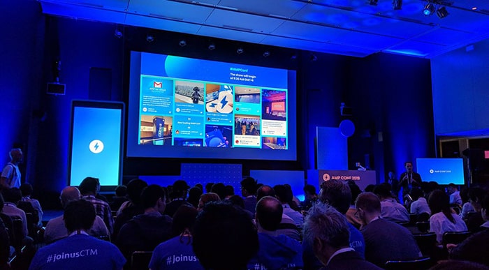 دیوار شبکه‌های اجتماعی 4